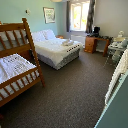 Innis And Bed & Breakfast